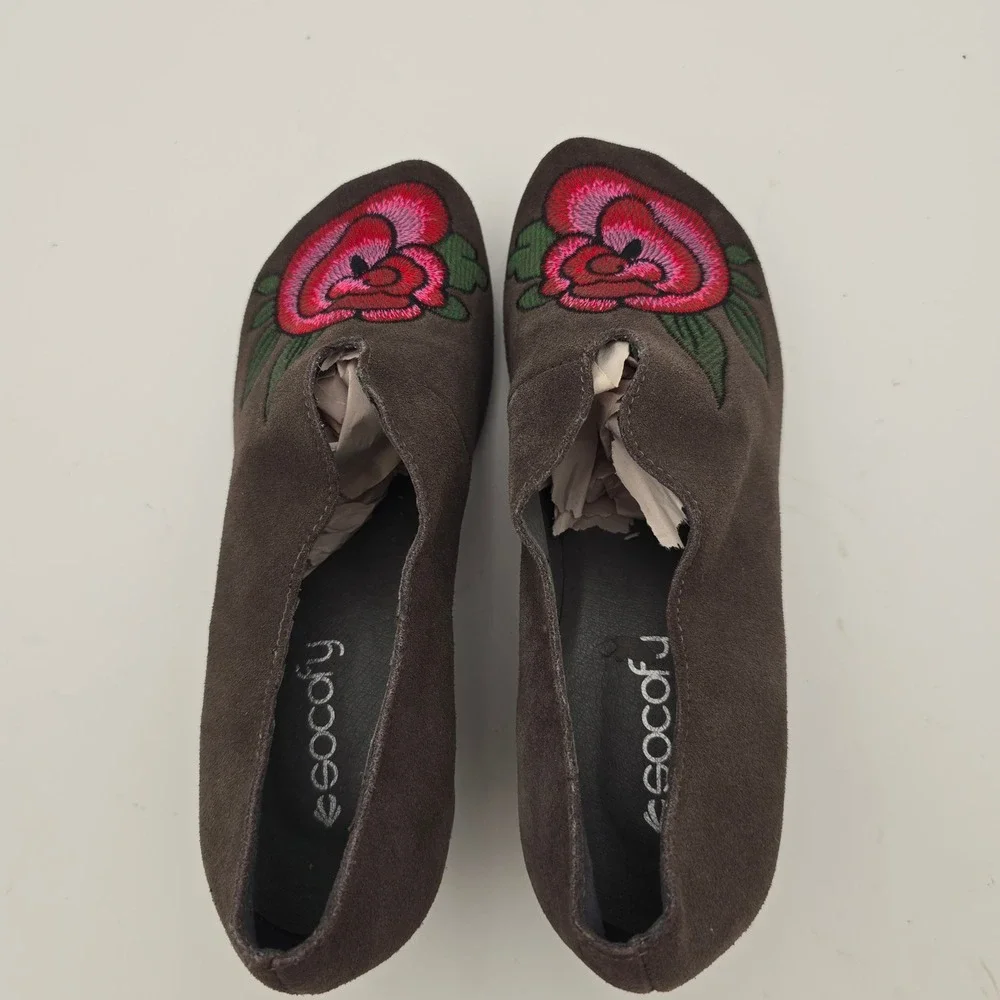 Escocofy Fawn 38/7.5 Suede Shoes Embroidered Rose Comfort Round Heel Loafer Boho